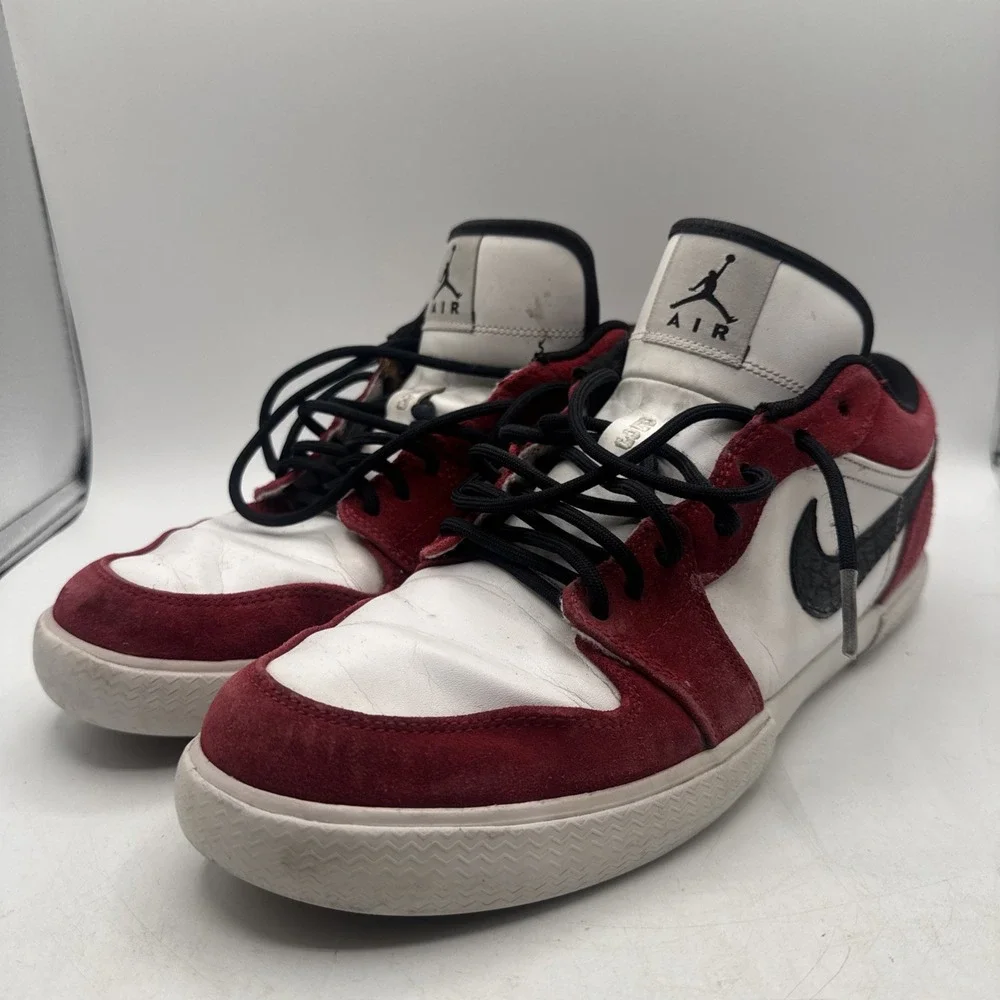 Nike Air Jordan 1 Retro V.1 Gym Red White Black‎ Men's Size 10.5 2012 OG Low